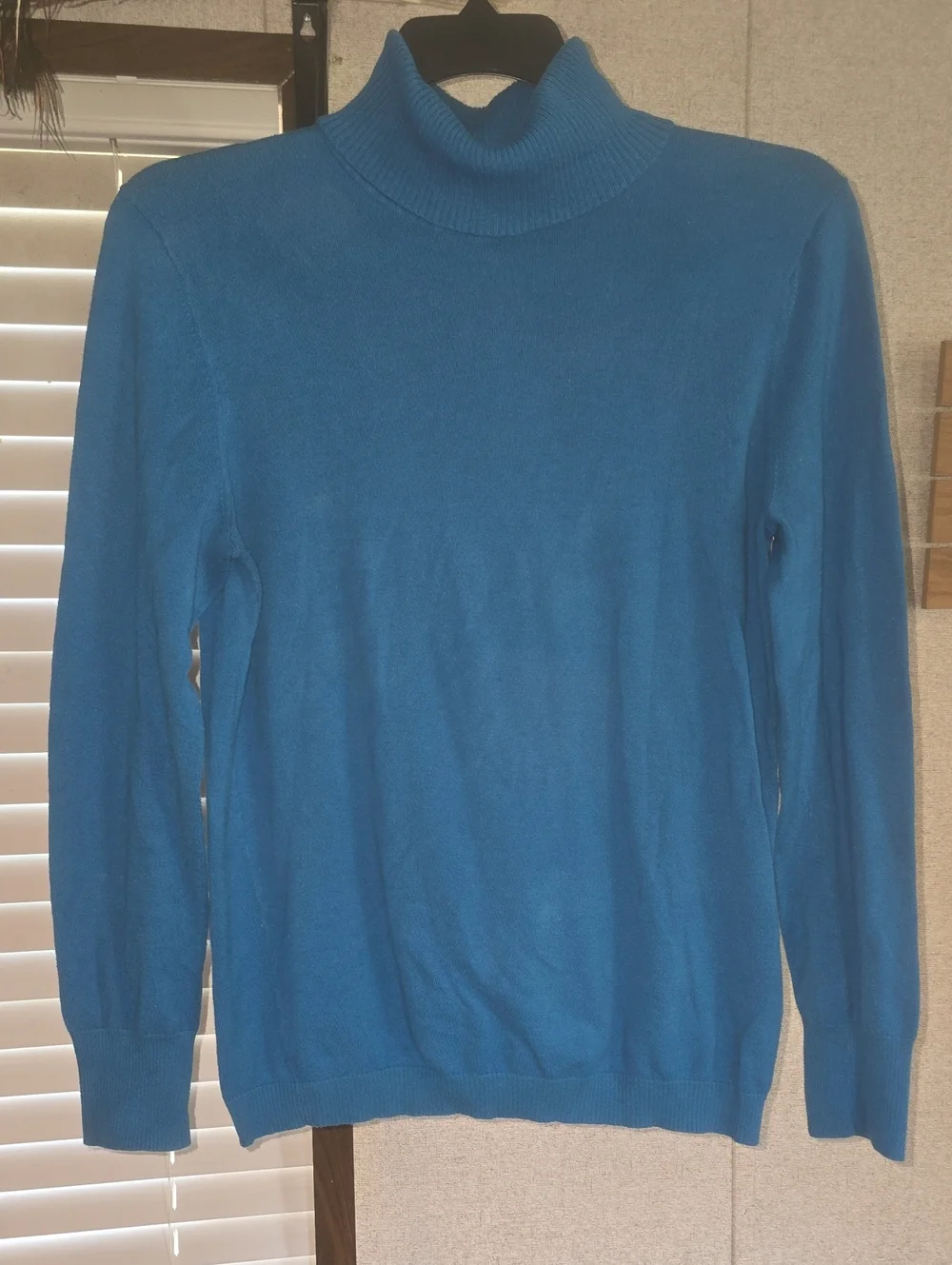 GAP Teal Blue Turtleneck Sweater - Lightweight Knit